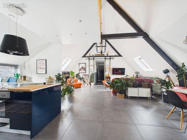 Appartement 6 pièces 198 m²