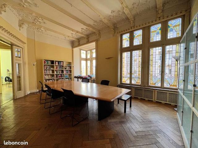 Appartement 6 pièces 199 m²