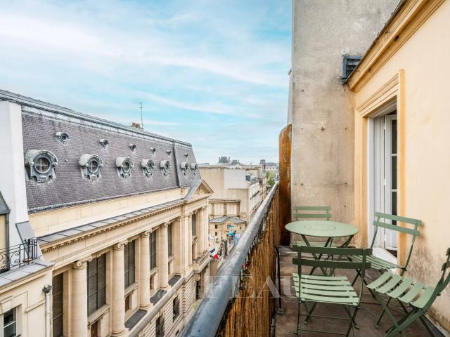 Appartement 6 pièces 200 m²