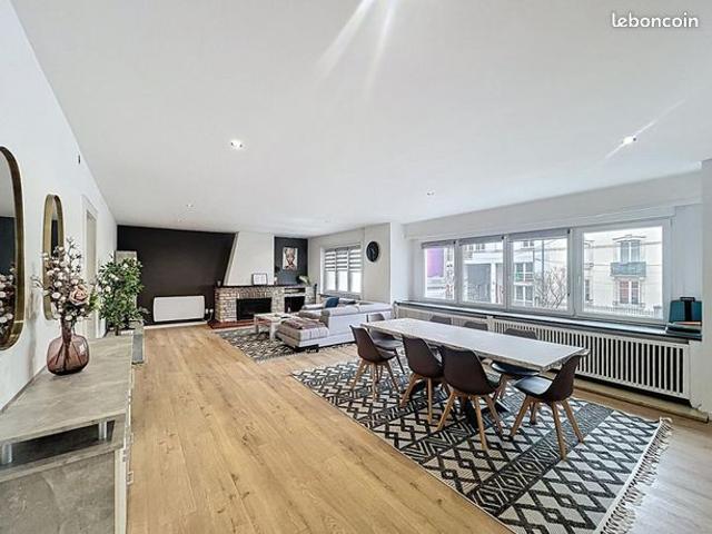 Appartement 6 pièces 200 m²