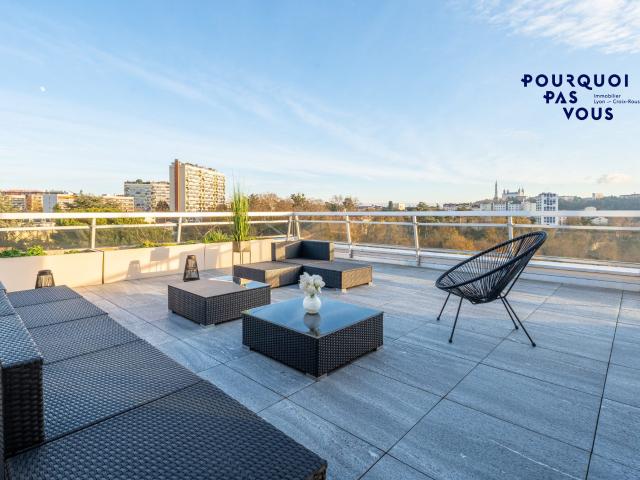 Appartement 6 pièces 200 m²