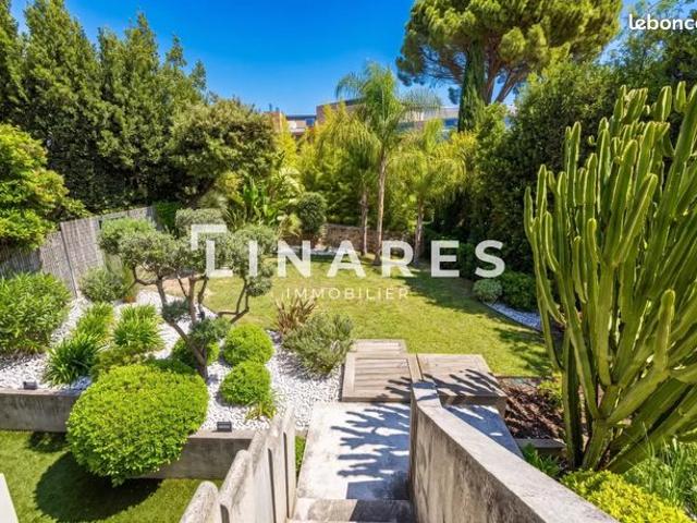 Appartement 6 pièces 202 m²