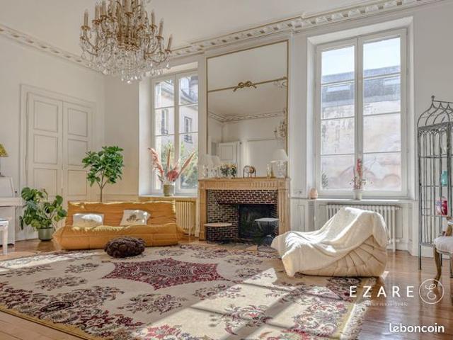 Appartement 6 pièces 202 m²