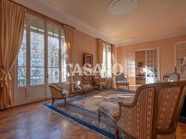 Appartement 6 pièces 204 m²