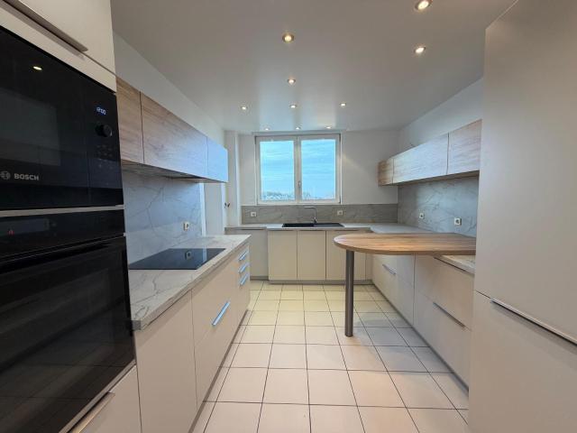 Appartement 6 pièces 205 m²