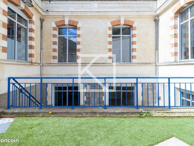 Appartement 6 pièces 205 m²