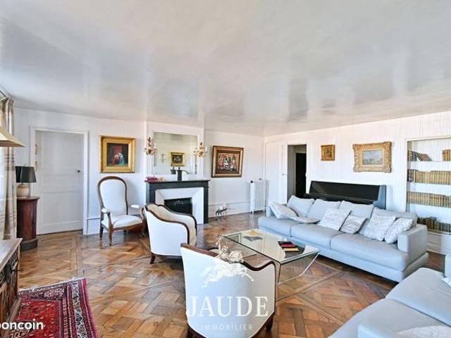 Appartement 6 pièces 208 m²
