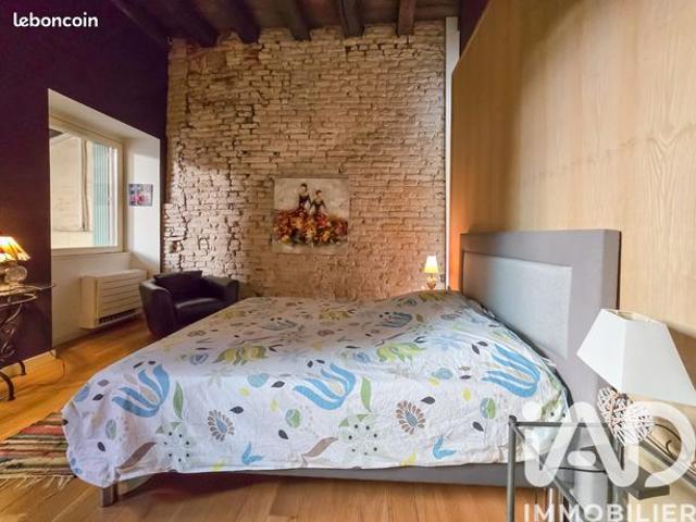 Appartement 6 pièces 209 m²