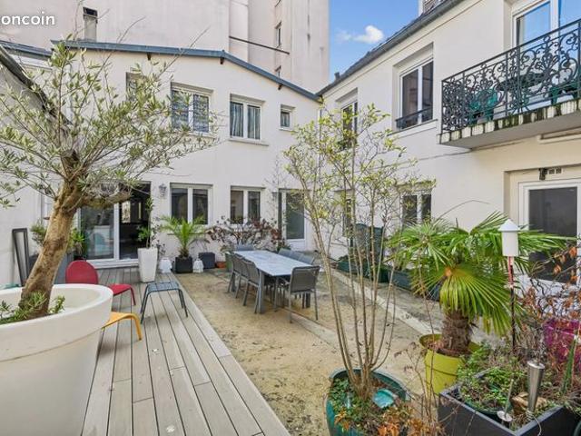 Appartement 6 pièces 209 m²