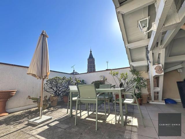 Appartement 6 pièces 218 m²