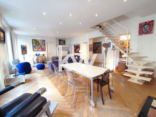 Appartement 6 pièces 215 m²