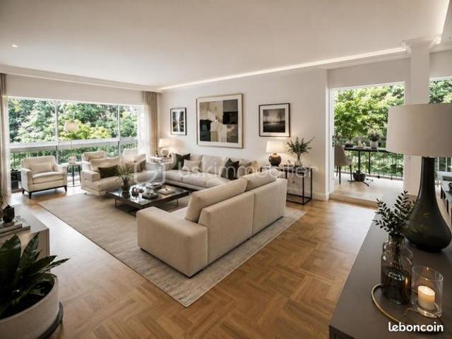 Appartement 6 pièces 217 m²