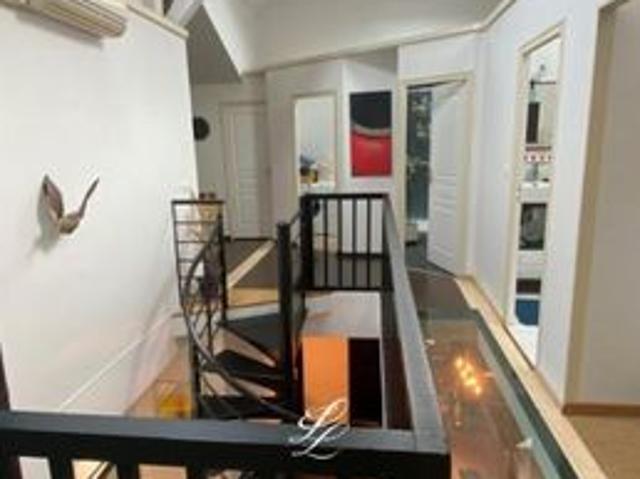 Appartement 6 pièces 220 m²