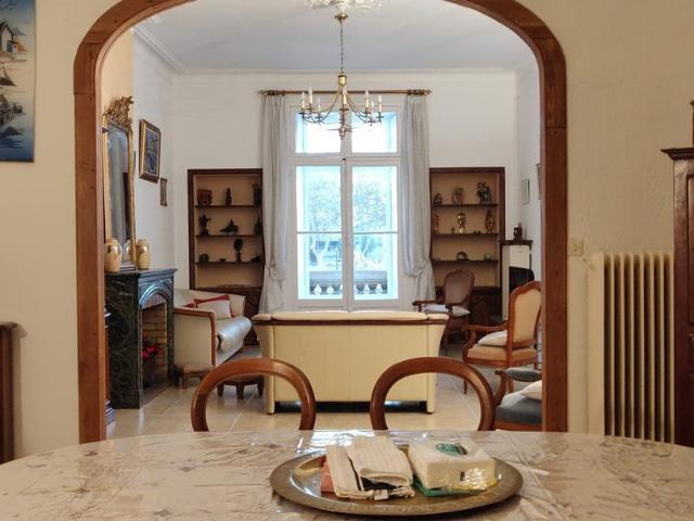 Appartement 6 pièces, 220 m² à louer à Sète 34200