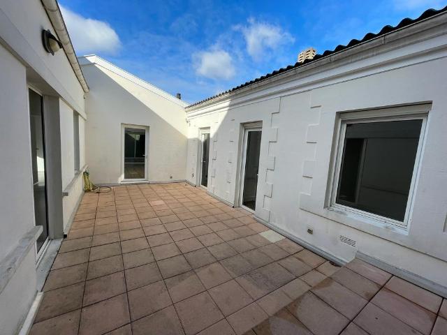 Appartement 6 pièces 222 m²