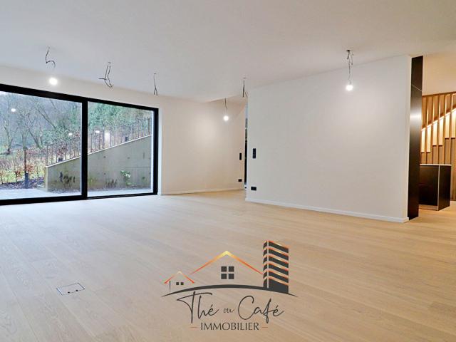 Appartement 6 pièces 230 m²