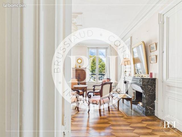 Appartement 6 pièces 239 m²