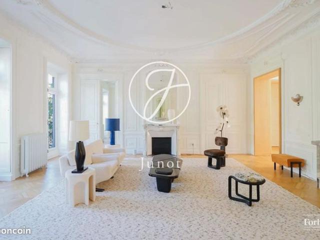 Appartement 6 pièces 255 m²