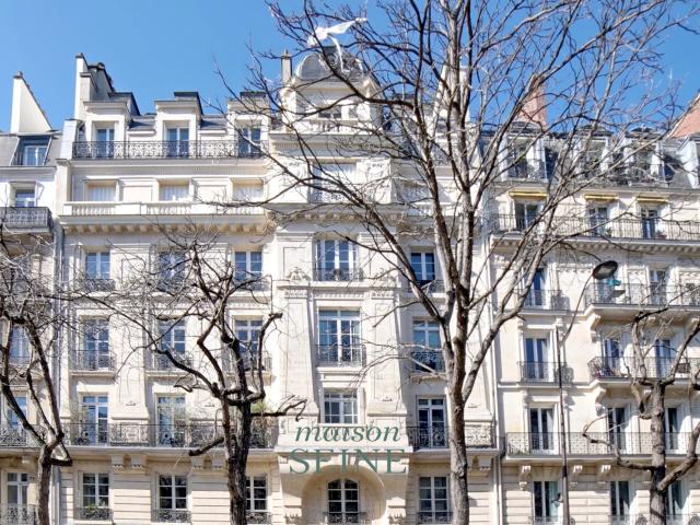 Appartement 6 pièces 257 m²