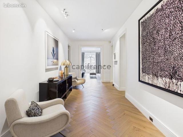 Appartement 6 pièces 269 m²