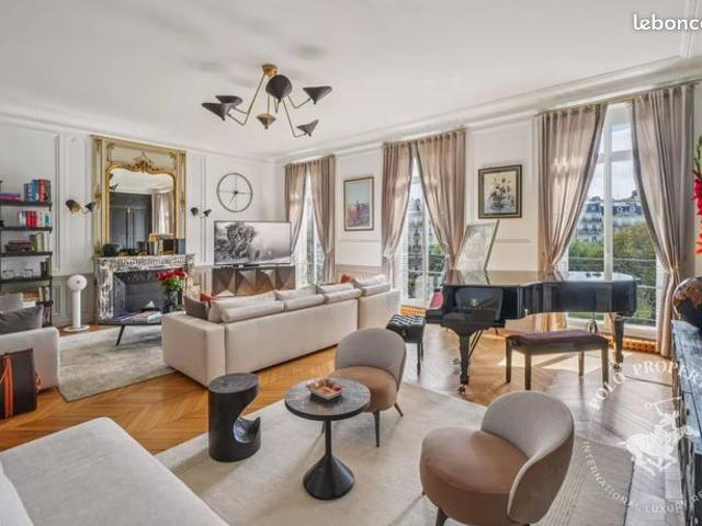 Appartement 6 pièces 276 m²