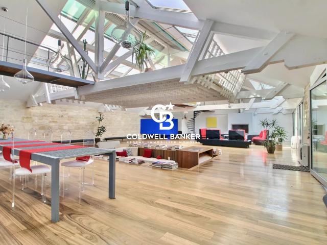 Appartement 6 pièces 385 m²
