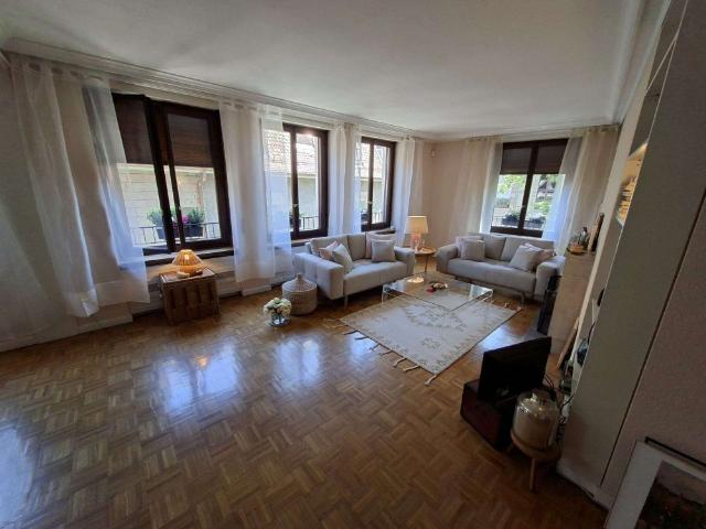 Appartement 6 pièces | Vieille Ville