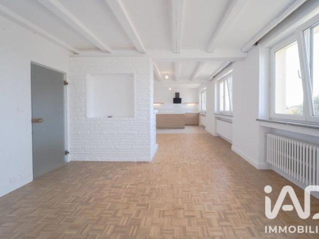 Appartement 6 pièces à Saint Privat la Montagne