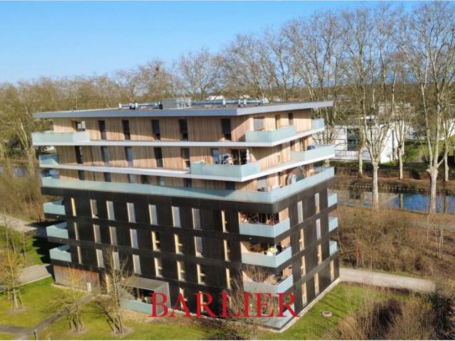 Appartement 6 pièces de 96m2 avec terrasse