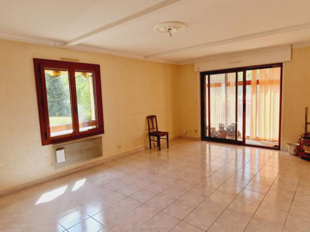Appartement 73m2 Dieulefit RDC Garage et cave
