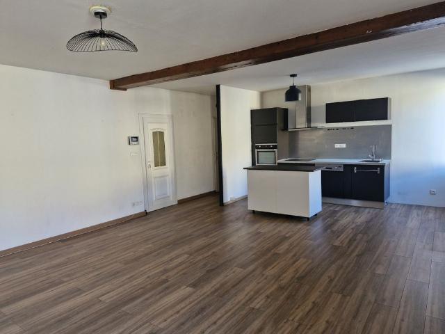 Appartement 71 m2 avec cave et stationnement