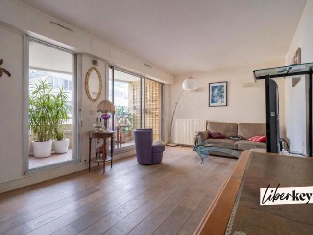 Appartement 77 m2 3 pièces