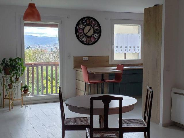 Appartement 77 m2 Saint Priest en Jarez