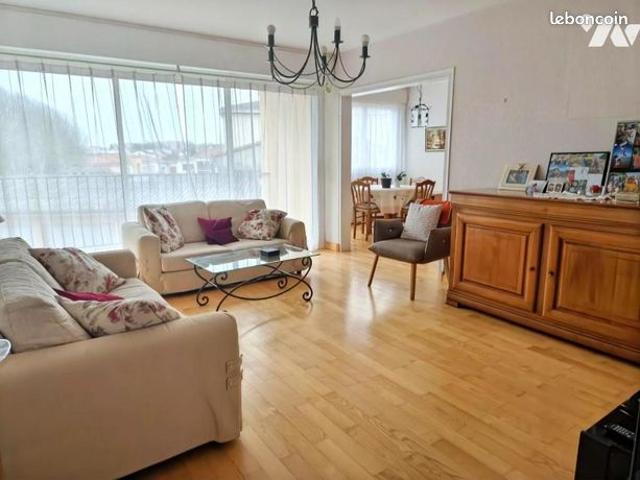 Appartement 77 m² LA ROCHE SUR YON