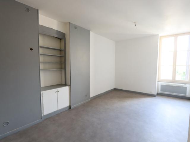 Appartement 74.5 m² 3 Pièces La Charité Sur Loire 58400