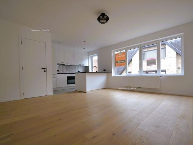 Appartement 75 m² op de eerste verdieping met terras achteraan