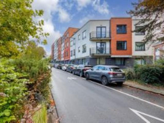 Appartement 75 m² deux chambres, cave, emplacement parking