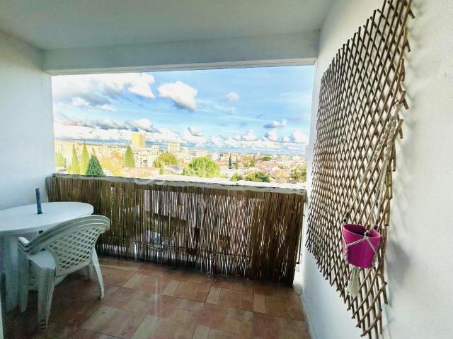 Appartement 79 m² 3 chambres avec terrasse et vue
