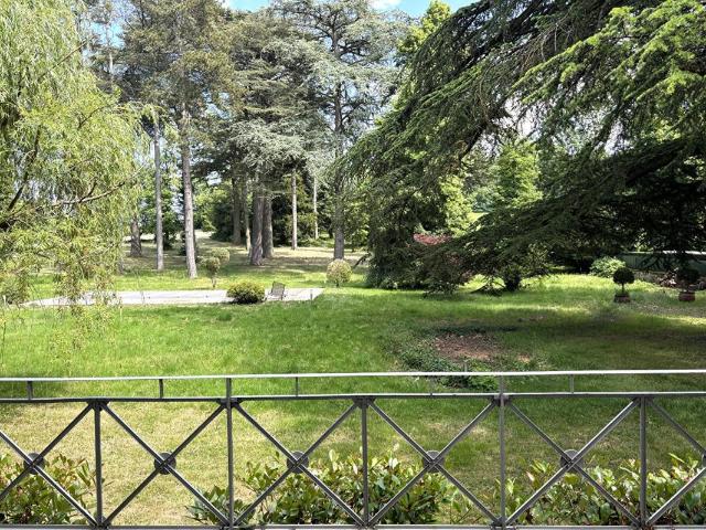 Appartement 7 pièces 457 m²