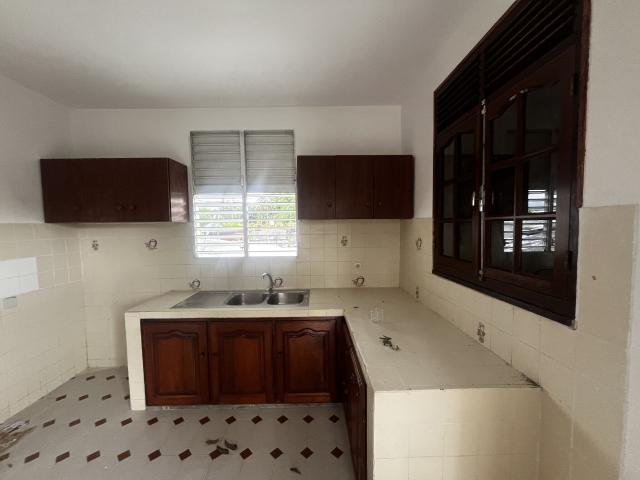 Appartement 7 pièces, 77 m² à louer à Petit Bourg 97170