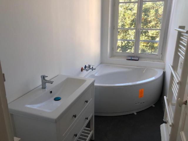 Appartement 7 pièces, 101 m² à louer à Argentan 61200