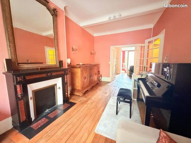 Appartement 7 pièces 104 m²