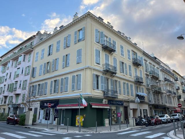 Appartement 7 pièces 106 m²
