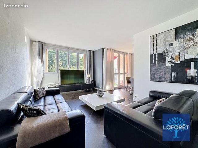 Appartement 7 pièces 115 m²