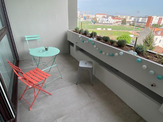 Appartement 7 pièces, 115 m² à louer à Villeurbanne 69100