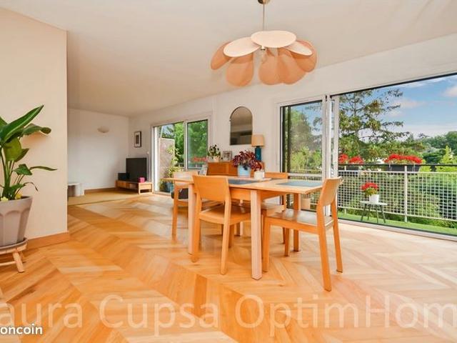 Appartement 7 pièces 121 m²