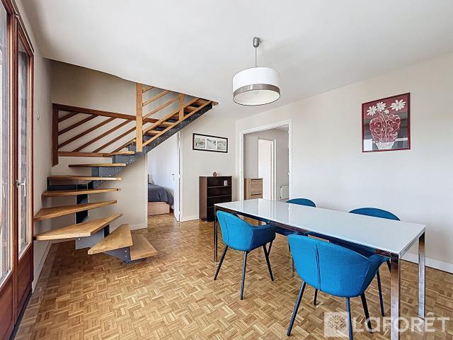 Appartement 7 pièces 122 m²
