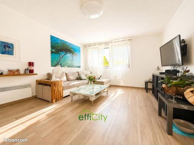 Appartement 7 pièces 128 m²