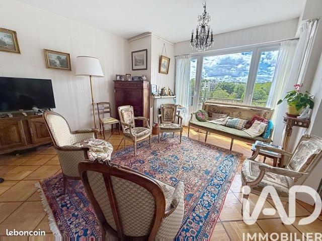 Appartement 7 pièces 135 m²
