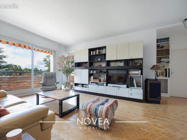 Appartement 7 pièces 136 m²